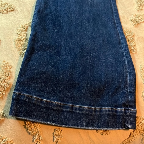 Good American Denim - Good American flare jeans